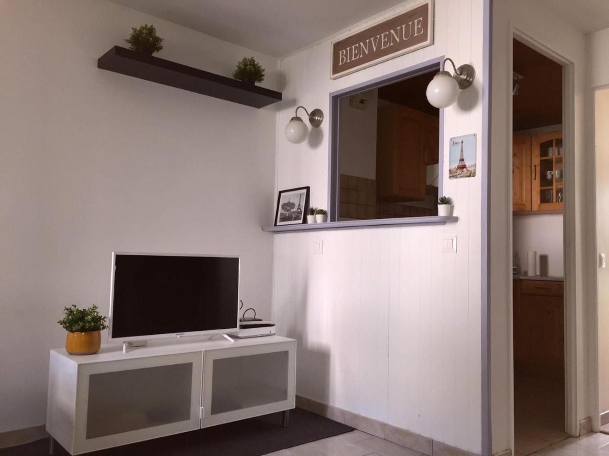 Appartement Eco 6 Personnes Magny-le-Hongre Exterior foto